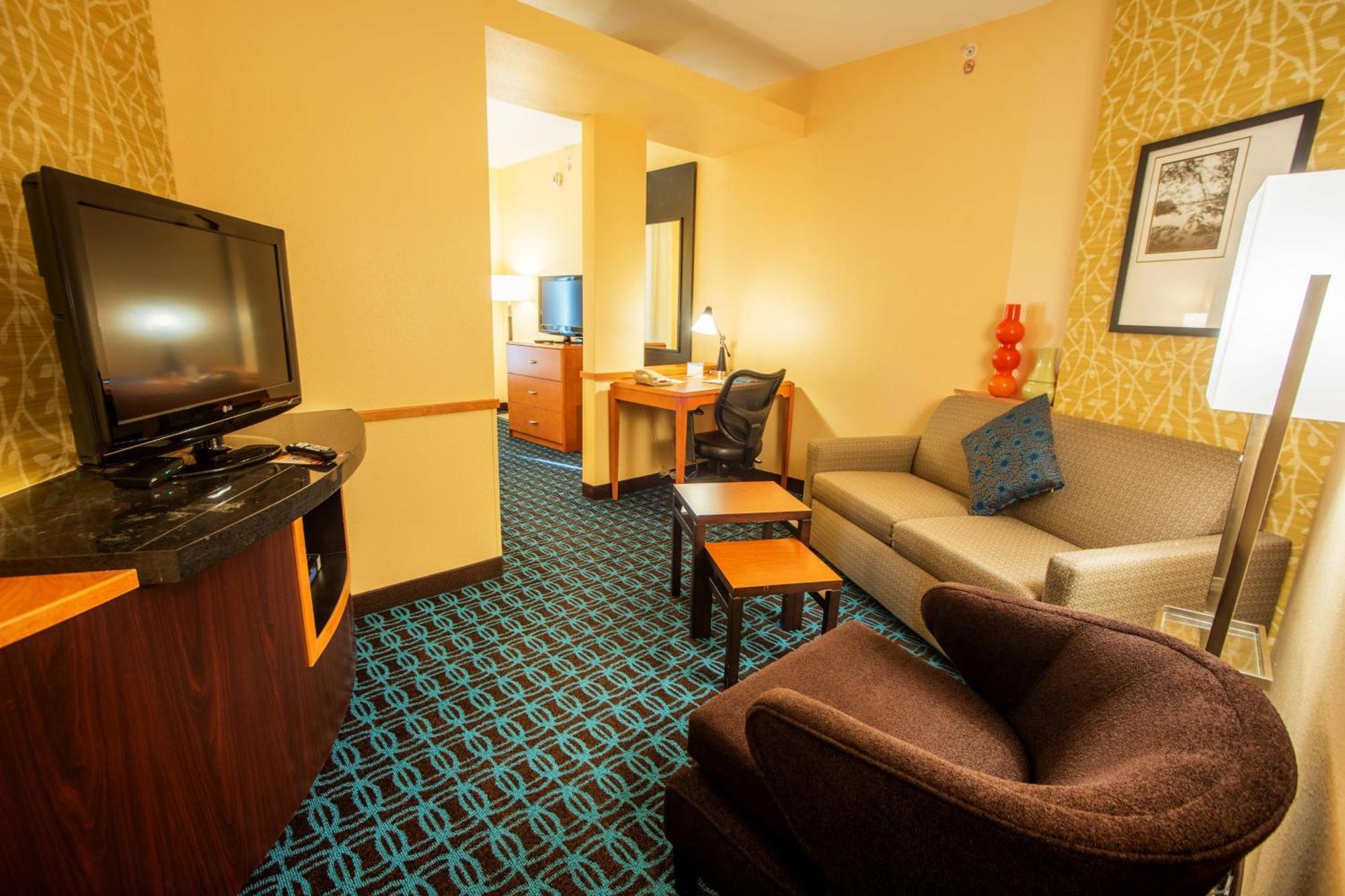 Fairfield Inn And Suites By Marriott Muskogee Exterior photo